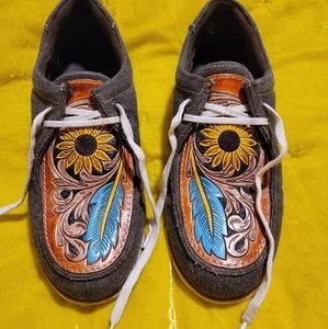 American Darling Tooled Leather Shoes 8